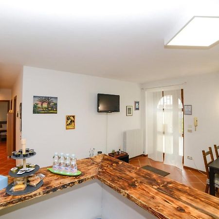 Loft Free Parking Agli Ulivi Moderno E Spazioso Пескьера-дель-Гарда Экстерьер фото