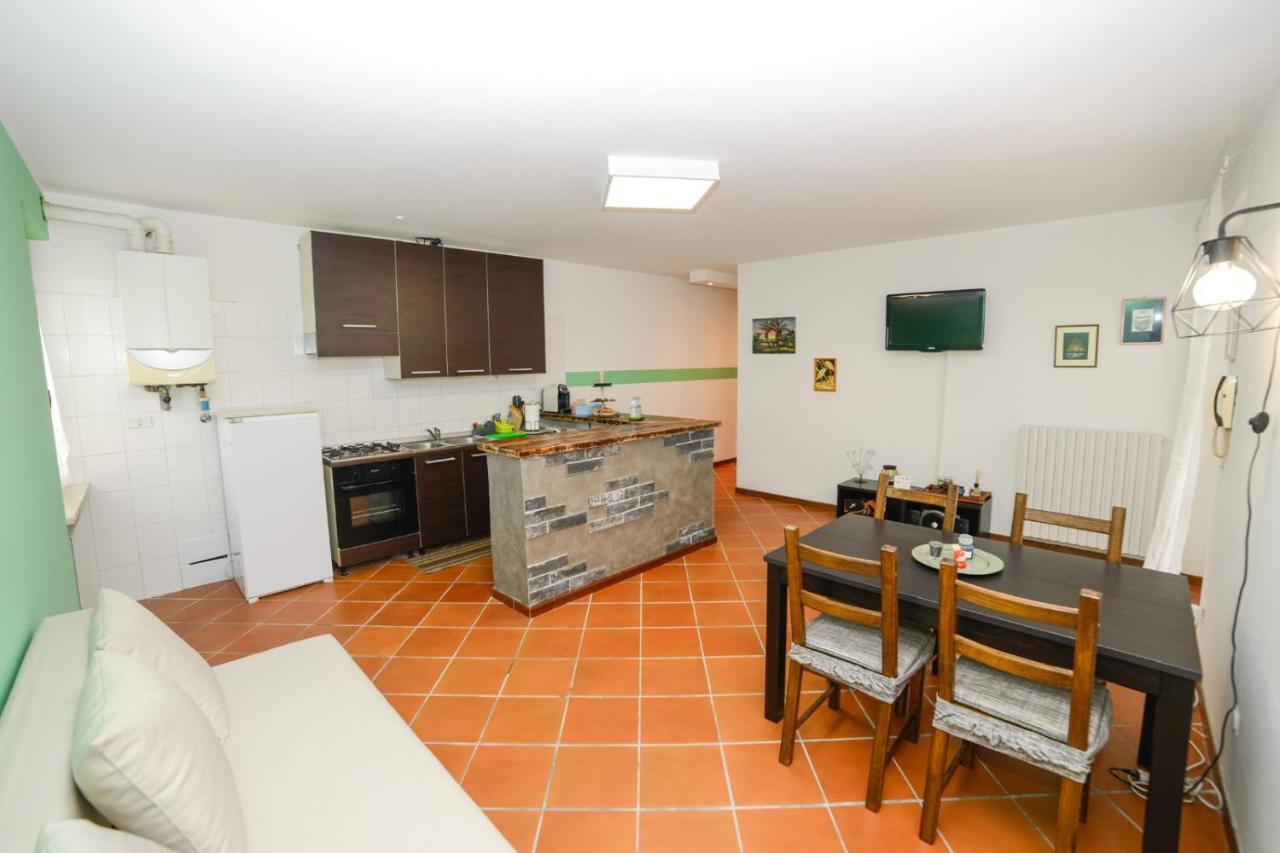 Loft Free Parking Agli Ulivi Moderno E Spazioso Пескьера-дель-Гарда Экстерьер фото