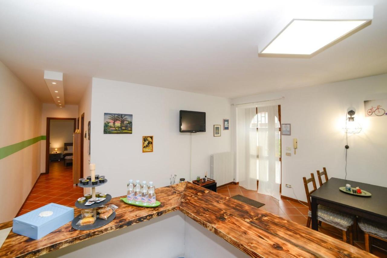 Loft Free Parking Agli Ulivi Moderno E Spazioso Пескьера-дель-Гарда Экстерьер фото